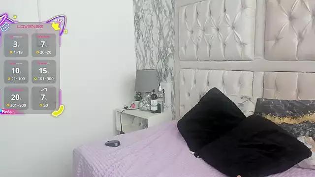 Try our streaming cams variety and talk on a personal level with our adorable girls streamers, showing off their bountiful shapes and dildos.