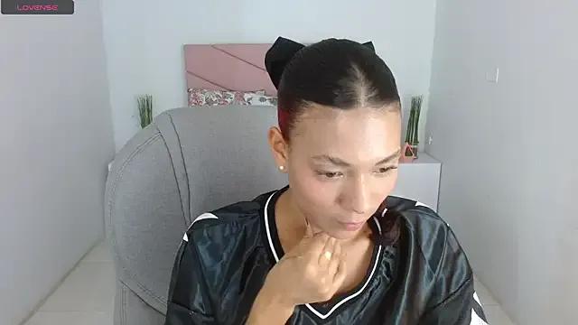 SarayVega_ from StripChat is Freechat