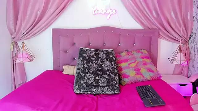 Sarayy_Sweet from StripChat