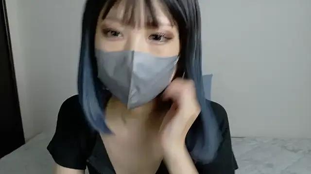 sarina_at from StripChat is Freechat