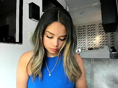 sarita-moree from StripChat is Freechat