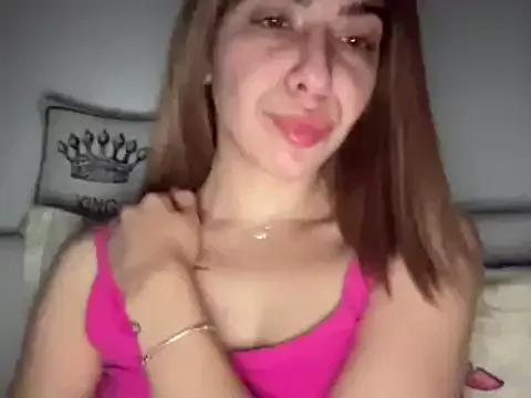 sarrah_rossy from StripChat