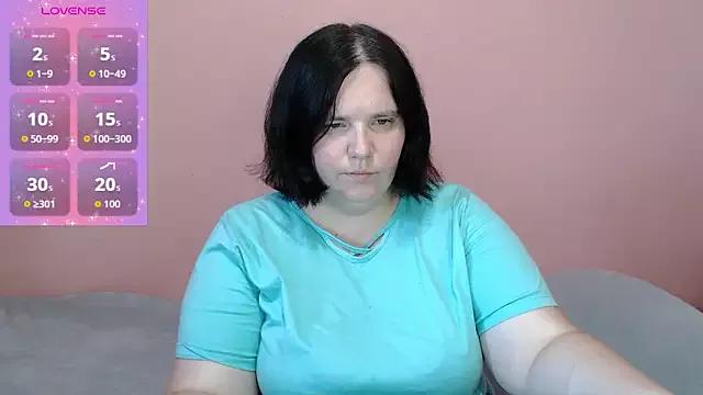 Try our streaming cams variety and talk on a personal level with our adorable girls streamers, showing off their bountiful shapes and dildos.