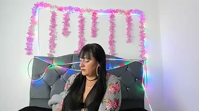 Try our streaming cams variety and talk on a personal level with our adorable girls streamers, showing off their bountiful shapes and dildos.