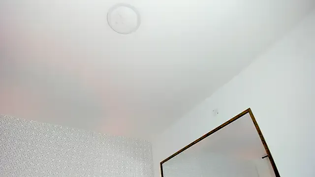 Sasha_Wolff on StripChat 