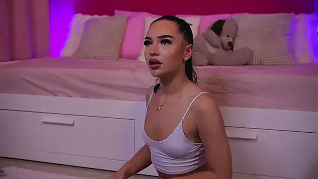 Try our streaming cams variety and talk on a personal level with our adorable girls streamers, showing off their bountiful shapes and dildos.