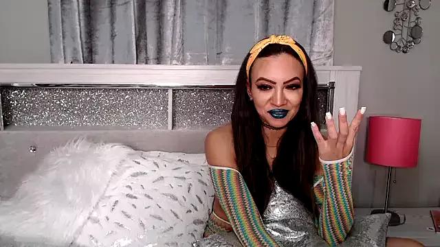 sashapearl23 from StripChat
