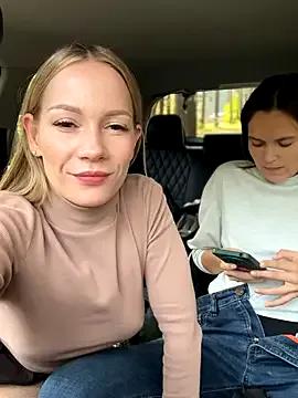 SashaTeller from StripChat is Freechat
