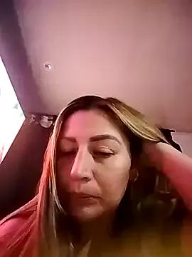 Sashawet06 from StripChat