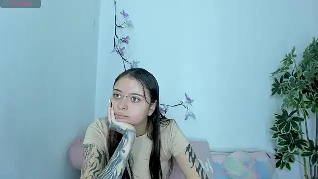 SaskiaGrendel from StripChat is Freechat