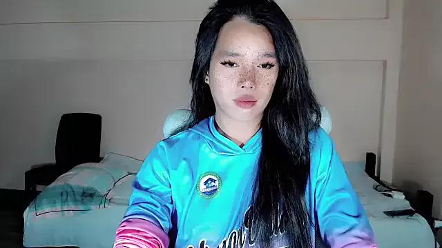 sassy_alex from StripChat