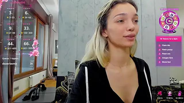 Sassy_Teen from StripChat