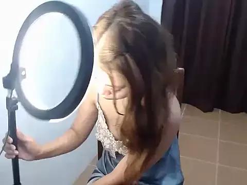 SassyRhonnaxxx from StripChat