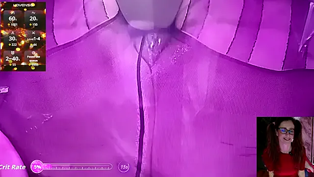 SassySquirtQueen from StripChat is Freechat