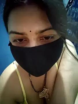 SassyWildCouple from StripChat is Freechat