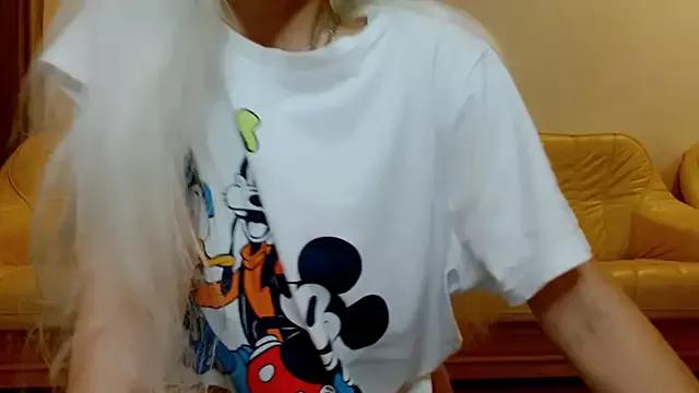 SatinQueen90 from StripChat is Freechat