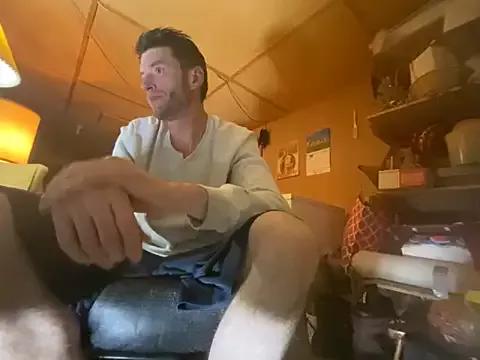 savageconfidence from StripChat