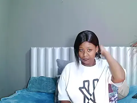 SavageHoney on StripChat 