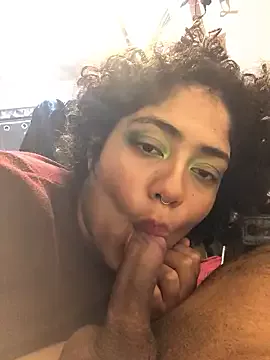 Savanahottie from StripChat