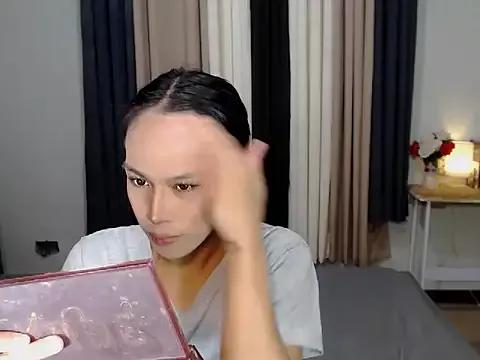Savanna_White from StripChat is Freechat