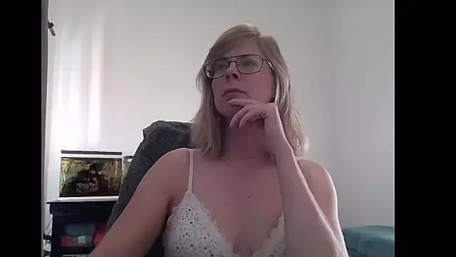SavannaGirly from StripChat