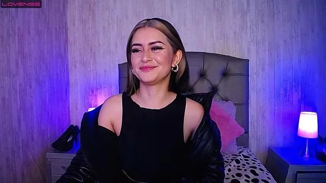 savannah_williams from StripChat