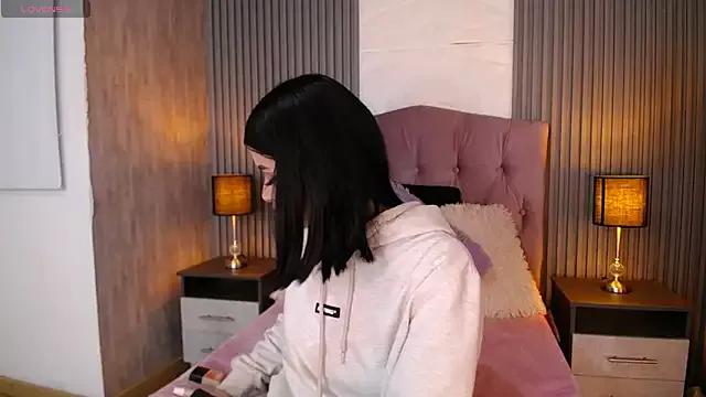 savannah_williams from StripChat