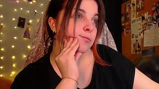 Saya_sweet from StripChat is Freechat