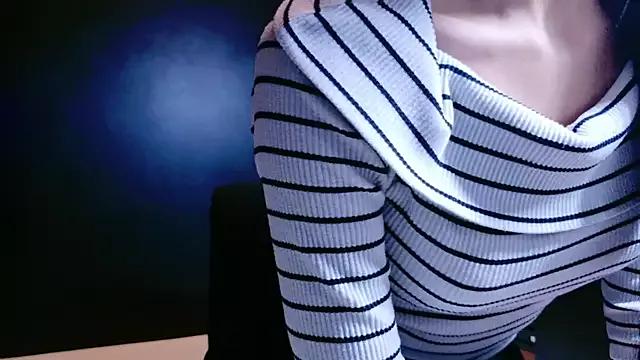 sayaka_xo from StripChat