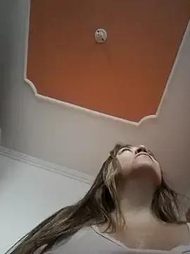 SCARLET-20 from StripChat is Freechat