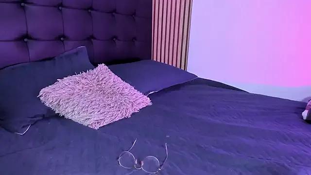 Scarlet_DLuce from StripChat is Freechat