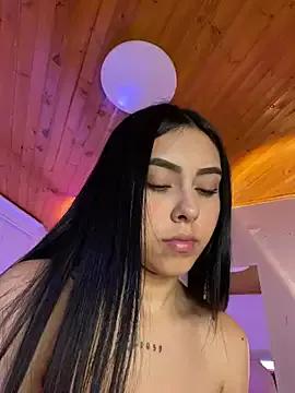 Scarlet_pinkk from StripChat is Freechat