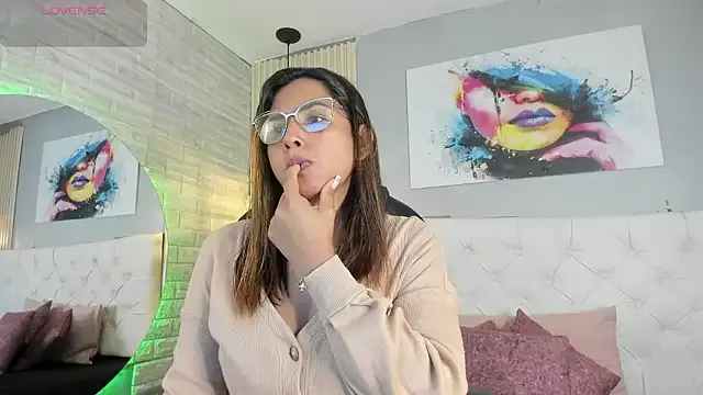 Try our streaming cams variety and talk on a personal level with our adorable girls streamers, showing off their bountiful shapes and dildos.