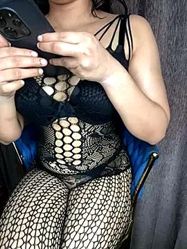 Scarletbdsm69 from StripChat is Freechat