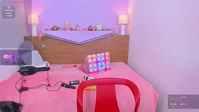 Try our streaming cams variety and talk on a personal level with our adorable girls streamers, showing off their bountiful shapes and dildos.