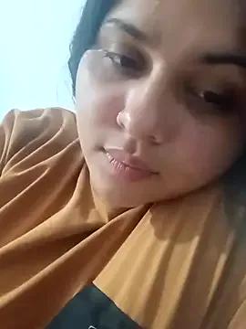 Scarleth_horny from StripChat is Freechat