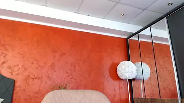 ScarletReina from StripChat is Freechat