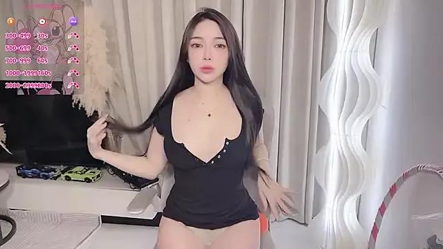 Scarlett-bb from StripChat is Freechat
