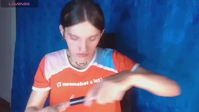 Scarlett_crastrawberry from StripChat is Freechat