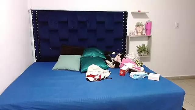 scarlett_enjoy1 from StripChat is Freechat
