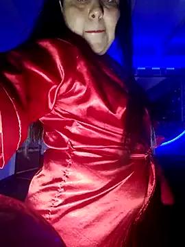 Scarlett_luxx from StripChat is Freechat
