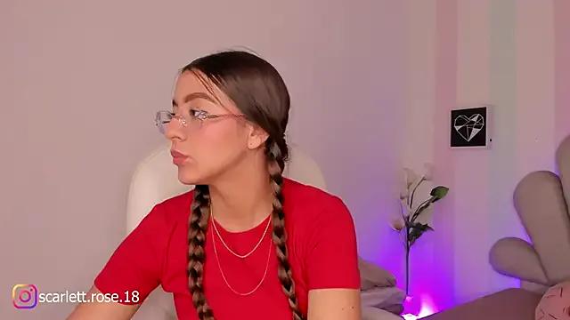 scarlett_rose_1 from StripChat is Freechat