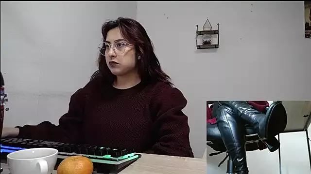 Try our streaming cams variety and talk on a personal level with our adorable girls streamers, showing off their bountiful shapes and dildos.
