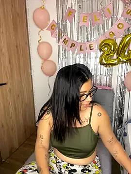 scarlettbless from StripChat is Freechat