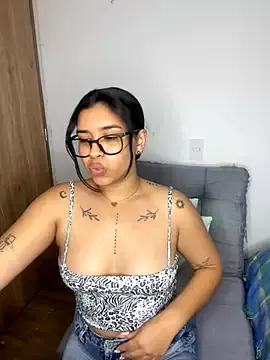 scarlettbless from StripChat is Freechat