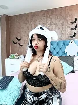 ScarlettMusee from StripChat is Freechat