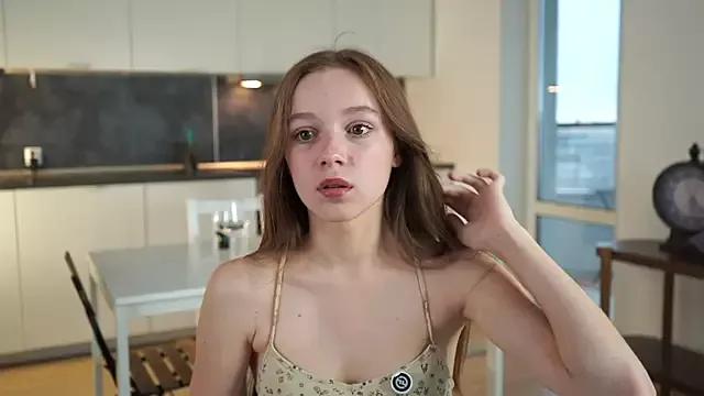 ScarlettQuattrone from StripChat is Freechat