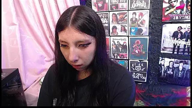 ScarlettShirahoshi from StripChat