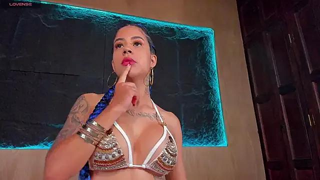 ScarlettSinclaiir from StripChat is Freechat