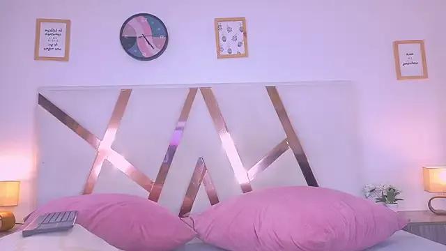 Try our streaming cams variety and talk on a personal level with our adorable girls streamers, showing off their bountiful shapes and dildos.